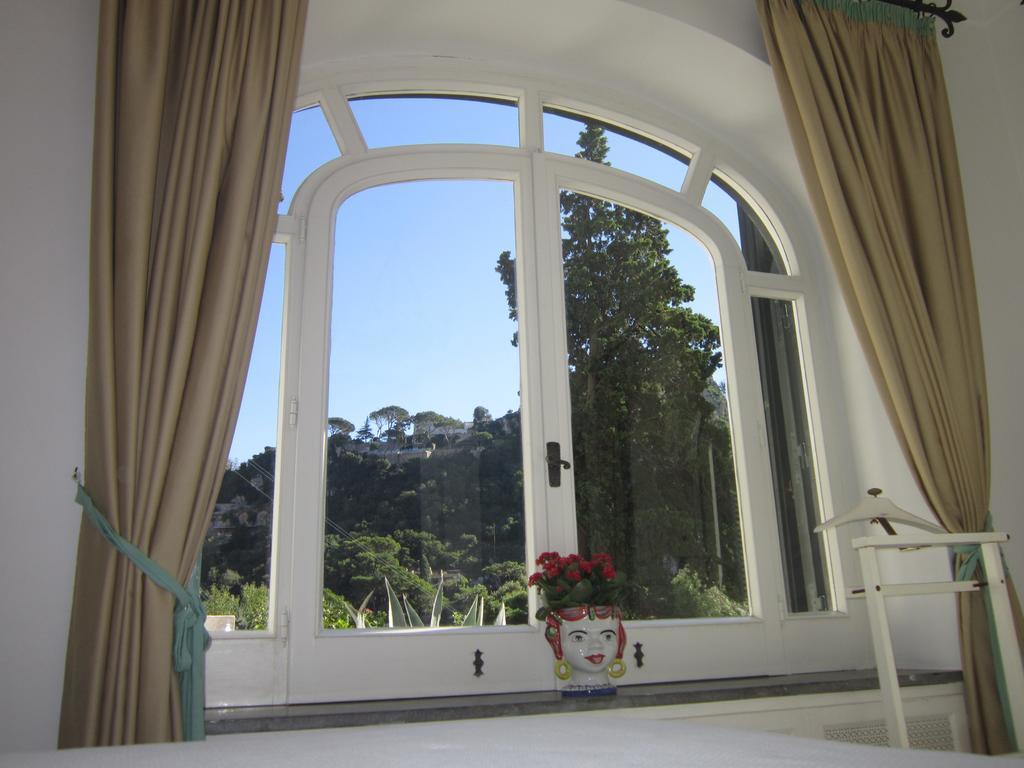 Casa Del Solitario Capri Cameră foto